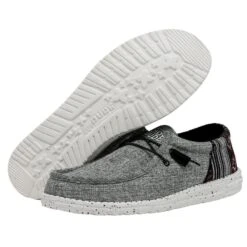 Wally Funk - Jacquard Black Aztec -Heydude 40010 0WI WALLY FUNK JACQUARD BLACK AZTEC LEFT 3