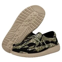 Wally Youth Camouflage - Tiger Stripe Camo -Heydude 40042 9CJ WALLYYOUTHCAMOUFLAGE TIGERSTRIPECAMO PAIRBOTTOM